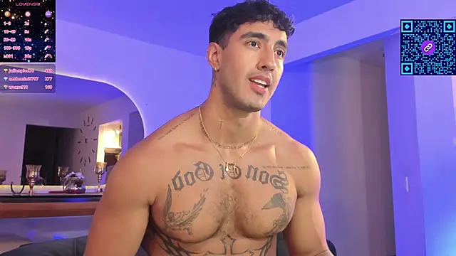 Snapshot of JACOB_MARTINS chatting on December 17, 2024, 3:28 am JACOB MARTINS online show from December 17, 2024, 3:28 am