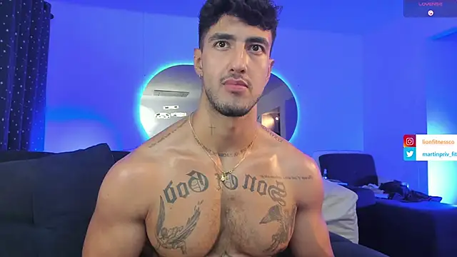 Snapshot of JACOB_MARTINS chatting on March 9, 2025, 6:17 am JACOB MARTINS online show from March 9, 2025, 6:17 am