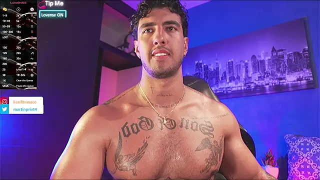 Snapshot of JACOB_MARTINS chatting on October 6, 2025, 10:07 pm JACOB MARTINS online show from October 6, 2025, 10:07 pm