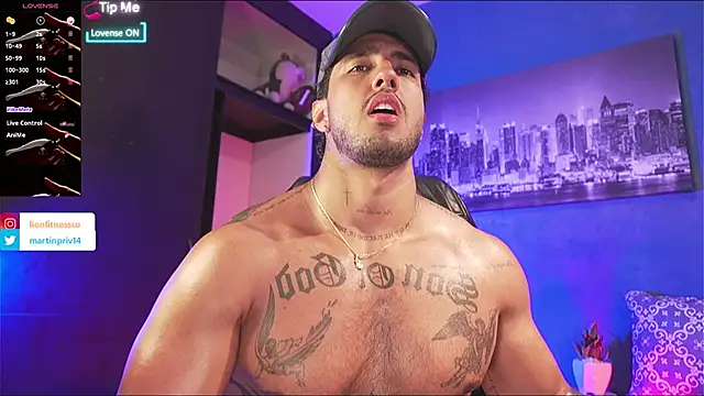 Snapshot of JACOB_MARTINS chatting on October 11, 2025, 11:58 pm JACOB MARTINS online show from October 11, 2025, 11:58 pm