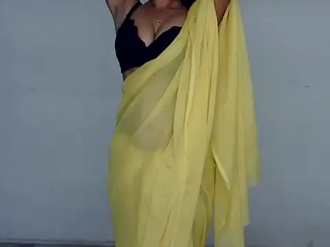 Snapshot of cute_sweeetu chatting on March 18, 2025, 12:03 pm cute sweeetu online show from March 18, 2025, 12:03 pm