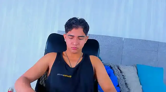 Snapshot of Muichiro_tokito1 chatting on January 10, 2025, 4:12 am Muichiro tokito1 online show from January 10, 2025, 4:12 am