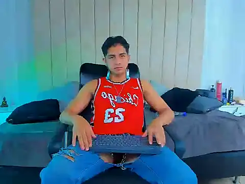 Snapshot of Muichiro_tokito1 chatting on January 13, 2025, 3:45 am Muichiro tokito1 online show from January 13, 2025, 3:45 am