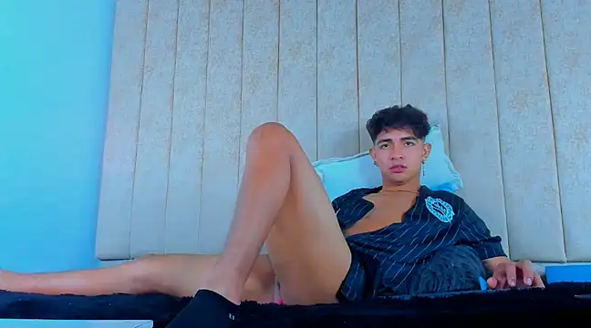 Snapshot of Muichiro_tokito1 chatting on March 17, 2025, 7:35 am Muichiro tokito1 online show from March 17, 2025, 7:35 am