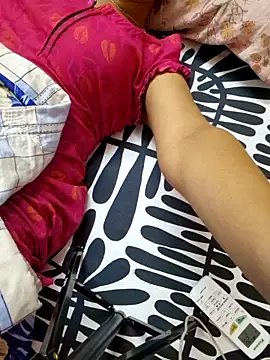 Snapshot of Roja-Telugu777 chatting on October 18, 2025, 5:57 pm Roja-Telugu777 online show from October 18, 2025, 5:57 pm