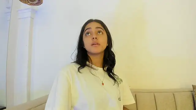 Snapshot of natalia_aguirre1 chatting on October 13, 2025, 12:27 pm natalia aguirre1 online show from October 13, 2025, 12:27 pm