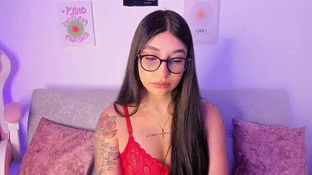 Snapshot of sensualhaven_ chatting on January 8, 2025, 11:52 pm sensualhaven  online show from January 8, 2025, 11:52 pm