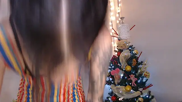 Snapshot of Kimandyuk chatting on December 20, 2024, 1:36 am Kimandyuk online show from December 20, 2024, 1:36 am