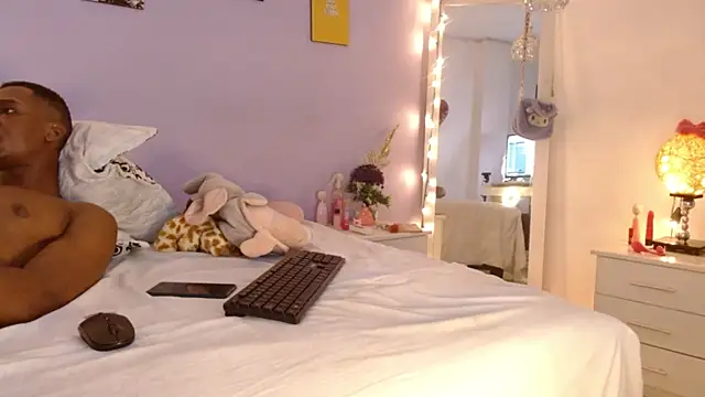 Snapshot of Kimandyuk chatting on January 29, 2025, 10:32 pm Kimandyuk online show from January 29, 2025, 10:32 pm