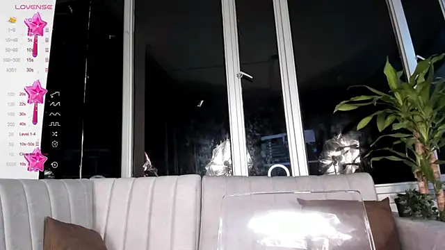 Snapshot of Megan_Lim chatting on January 18, 2025, 10:28 am Megan Lim online show from January 18, 2025, 10:28 am