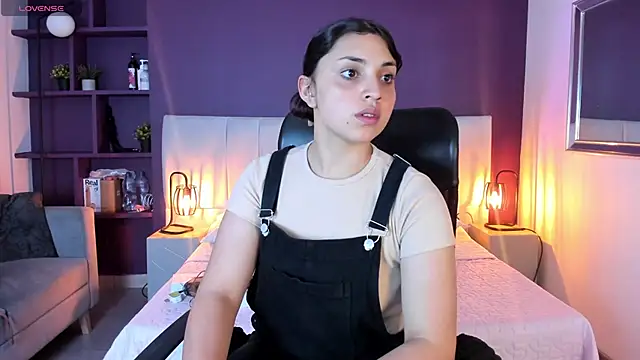 VickyBuunny online show from January 21, 2025, 3:10 pm