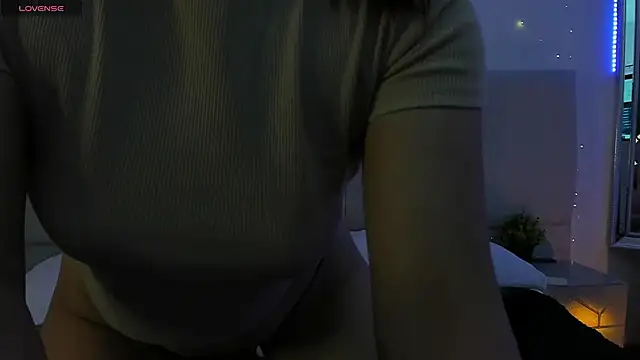 VickyBuunny online show from February 24, 2025, 3:42 pm