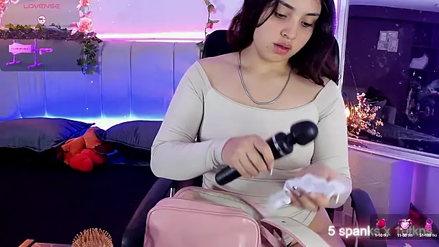 VickyBuunny online show from March 5, 2025, 2:23 pm