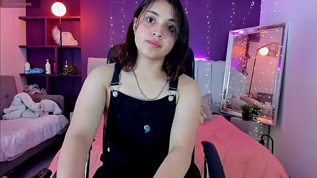 VickyBuunny online show from March 19, 2025, 2:13 pm