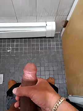 Snapshot of Goaboutyouway1 chatting on November 9, 2025, 3:21 pm Goaboutyouway1 online show from November 9, 2025, 3:21 pm