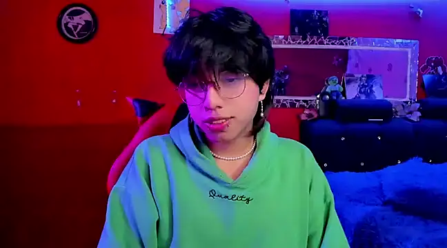 Snapshot of AnggelONfiree chatting on December 11, 2024, 7:09 am AnggelONfiree online show from December 11, 2024, 7:09 am