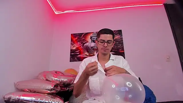 Snapshot of Ethan_Sai___ chatting on September 29, 2025, 5:29 pm Ethan Sai online show from September 29, 2025, 5:29 pm