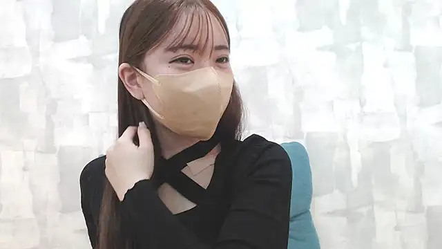 Snapshot of LOVE_MOMO_LOVE chatting on December 8, 2024, 11:46 am LOVE MOMO LOVE online show from December 8, 2024, 11:46 am