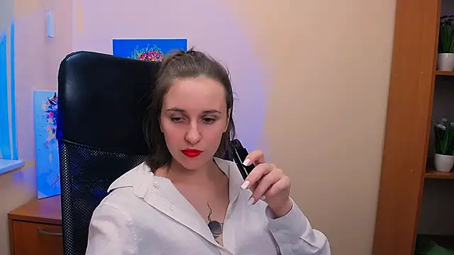 Snapshot of _Nicole_new chatting on February 17, 2025, 4:04 pm  Nicole new online show from February 17, 2025, 4:04 pm