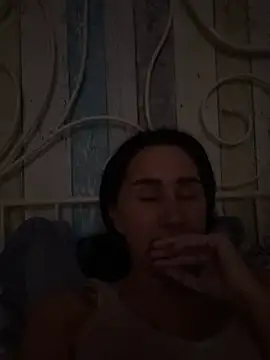 Snapshot of AnaRhodes chatting on February 19, 2025, 4:44 pm AnaRhodes online show from February 19, 2025, 4:44 pm