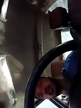 Snapshot of Mmm992170 chatting on December 27, 2024, 12:56 pm Mmm992170 online show from December 27, 2024, 12:56 pm