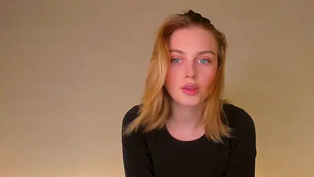 Snapshot of pretty_girlnextdoor chatting on November 17, 2025, 5:08 pm pretty girlnextdoor online show from November 17, 2025, 5:08 pm