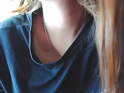 Snapshot of your_Shanvi chatting on November 5, 2025, 7:03 pm your Shanvi online show from November 5, 2025, 7:03 pm