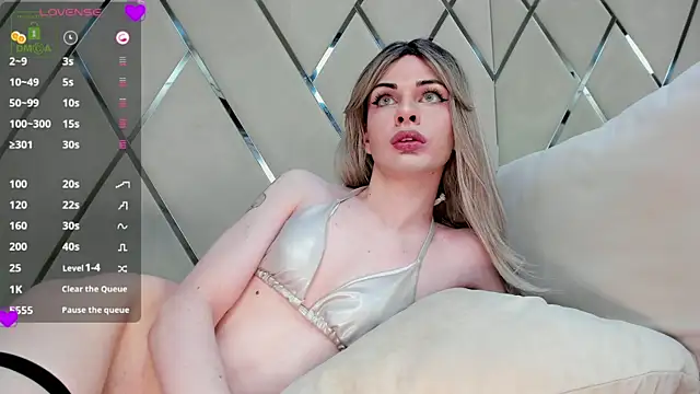 Snapshot of GiselleParton chatting on December 17, 2024, 3:49 pm GiselleParton online show from December 17, 2024, 3:49 pm