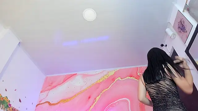 Daisy  rose online show from January 29, 2025, 2:10 pm