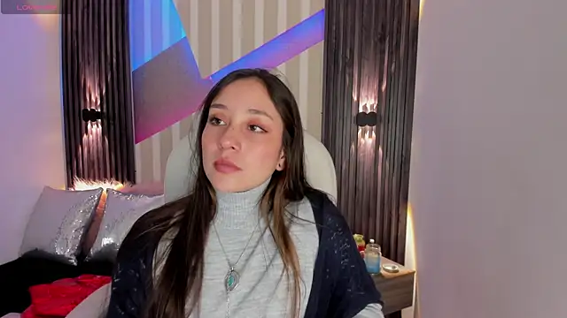 Snapshot of emily_layton chatting on February 13, 2025, 3:14 pm emily layton online show from February 13, 2025, 3:14 pm