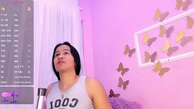 Snapshot of Alba_Olimpo chatting on March 13, 2025, 10:36 am Alba Olimpo online show from March 13, 2025, 10:36 am