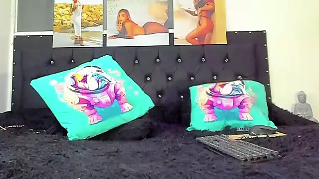 Snapshot of doll_celeste20 chatting on March 11, 2025, 11:59 pm doll celeste20 online show from March 11, 2025, 11:59 pm