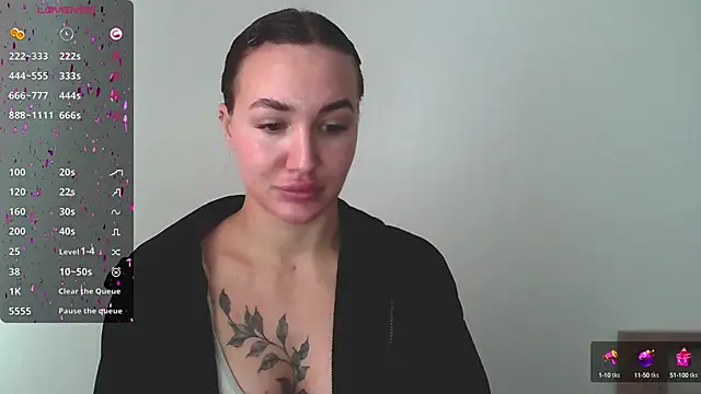 Snapshot of Stasia_Queen chatting on December 10, 2024, 11:54 am Stasia Queen online show from December 10, 2024, 11:54 am