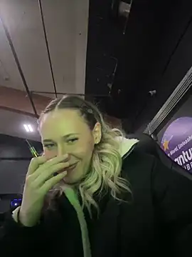 Snapshot of M1ssyk1ssy chatting on January 4, 2025, 11:17 pm M1ssyk1ssy online show from January 4, 2025, 11:17 pm