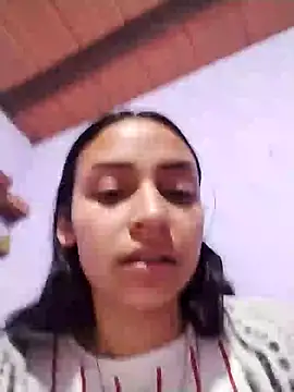 Snapshot of emma_ambar chatting on January 21, 2025, 12:25 am emma ambar online show from January 21, 2025, 12:25 am