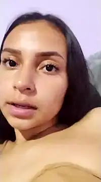 Snapshot of emma_ambar chatting on March 13, 2025, 7:09 am emma ambar online show from March 13, 2025, 7:09 am