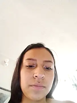 Snapshot of emma_ambar chatting on October 9, 2025, 5:55 pm emma ambar online show from October 9, 2025, 5:55 pm