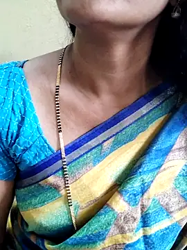 Snapshot of anuradha1432 chatting on October 6, 2025, 8:45 am anuradha1432 online show from October 6, 2025, 8:45 am