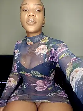 Snapshot of LollyPop_23 chatting on January 22, 2025, 9:21 pm LollyPop 23 online show from January 22, 2025, 9:21 pm