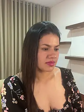 Snapshot of Alice_Biel chatting on February 24, 2025, 12:20 am Alice Biel online show from February 24, 2025, 12:20 am