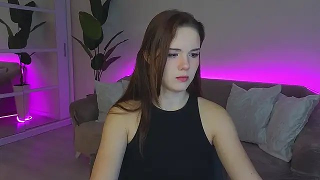 Snapshot of LindaRobertz chatting on October 10, 2025, 9:58 pm LindaRobertz online show from October 10, 2025, 9:58 pm