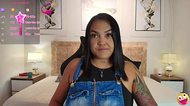 Snapshot of lyn_adamns chatting on December 11, 2024, 12:12 am lyn adamns online show from December 11, 2024, 12:12 am