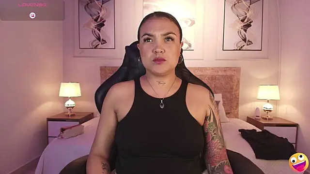 Snapshot of lyn_adamns chatting on January 23, 2025, 8:13 pm lyn adamns online show from January 23, 2025, 8:13 pm