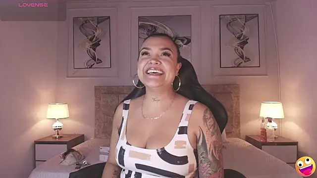 Snapshot of lyn_adamns chatting on February 17, 2025, 10:03 pm lyn adamns online show from February 17, 2025, 10:03 pm