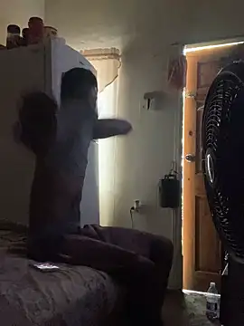 Snapshot of Johnras121 chatting on March 10, 2025, 7:40 pm Johnras121 online show from March 10, 2025, 7:40 pm