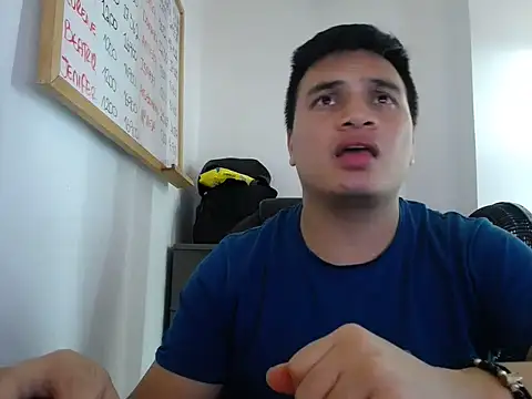 Snapshot of ahntony__69 chatting on October 19, 2025, 6:58 am ahntony  69 online show from October 19, 2025, 6:58 am