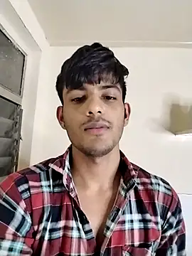 Snapshot of kingkartik7 chatting on February 17, 2025, 10:58 pm kingkartik7 online show from February 17, 2025, 10:58 pm