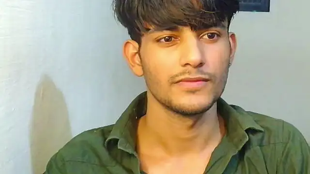 Snapshot of kingkartik7 chatting on October 14, 2025, 2:40 pm kingkartik7 online show from October 14, 2025, 2:40 pm