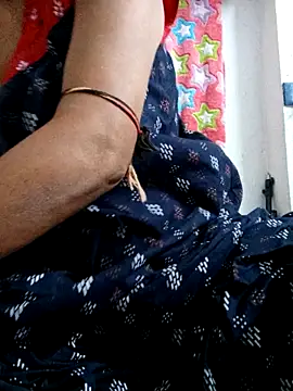 Snapshot of miss-Riy chatting on September 10, 2025, 5:13 pm miss-Riy online show from September 10, 2025, 5:13 pm