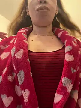 EvaRush online show from December 29, 2024, 1:38 pm